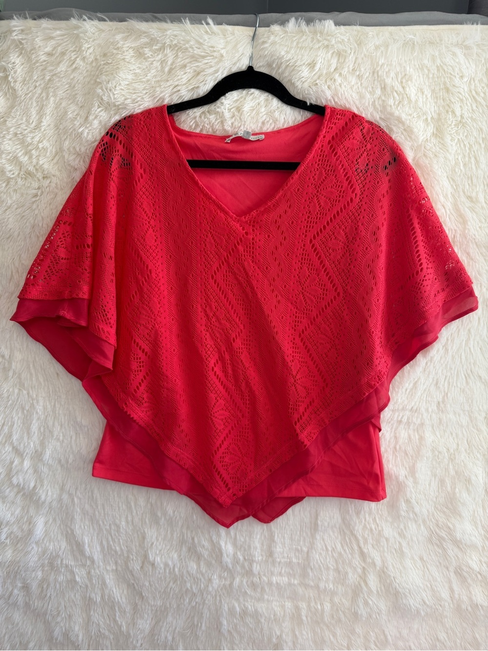 Cleo Petites Womens Poncho Style Top M Cora Floral Lace Overlay Tank Top Below